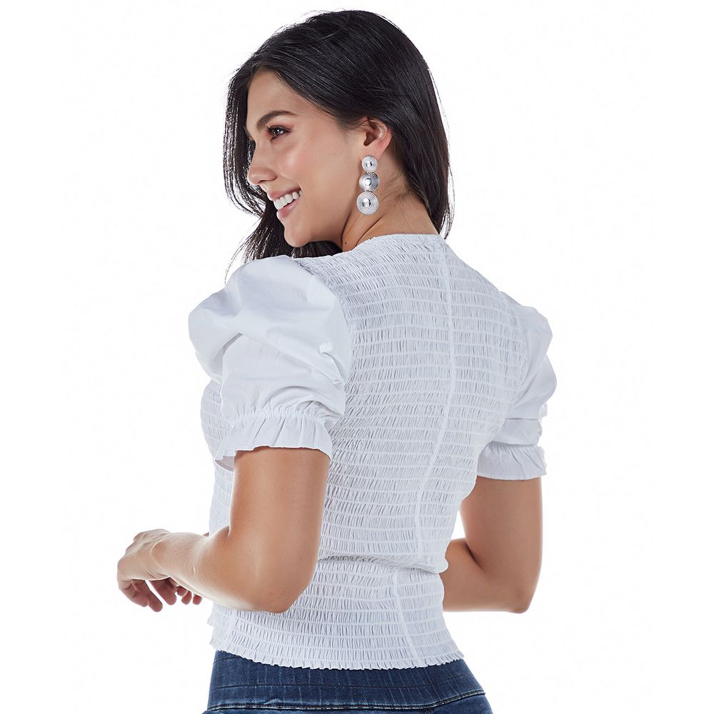 estilos de blusas con manga bombacha