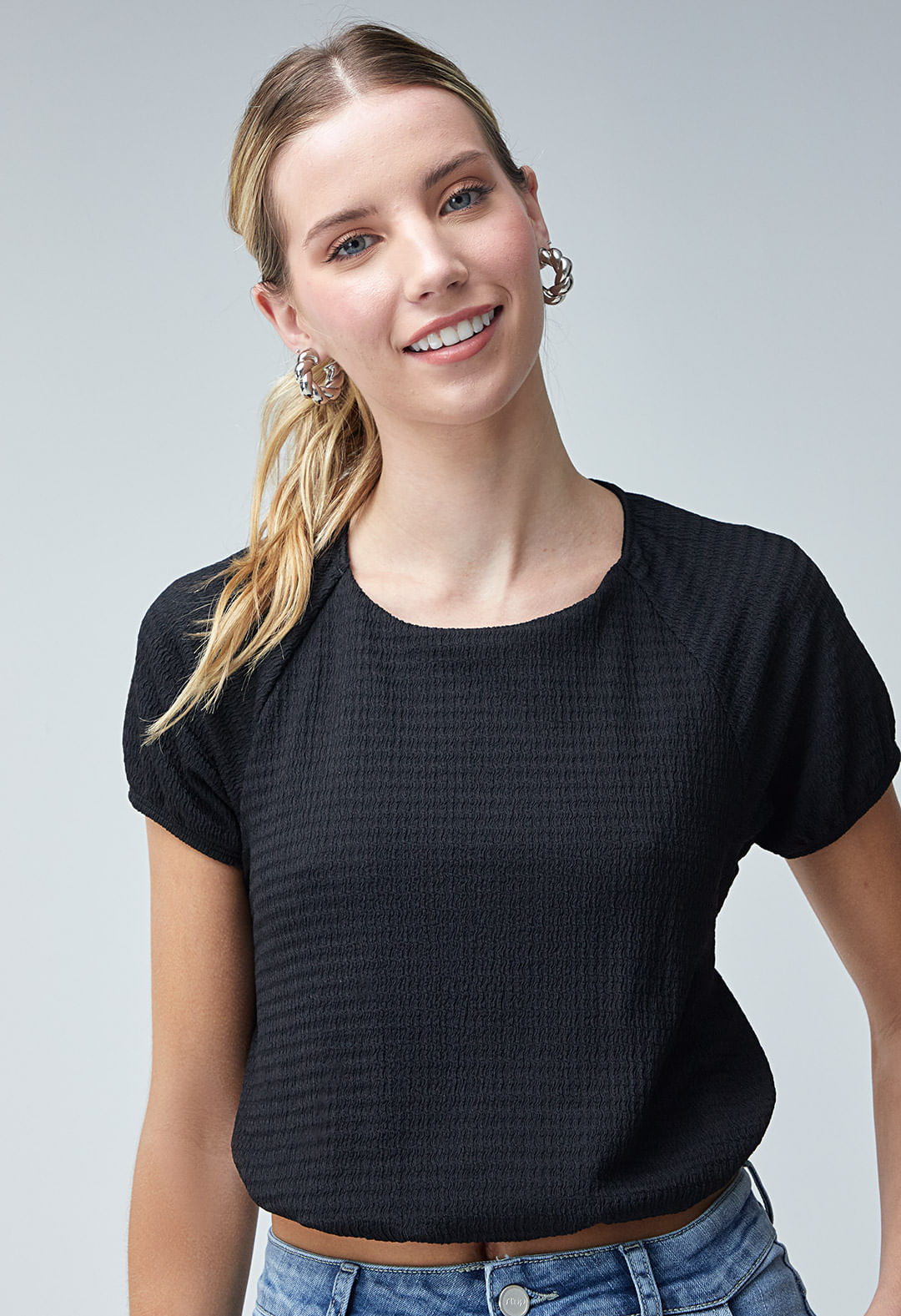 Blusa manga corta tipo globo crop