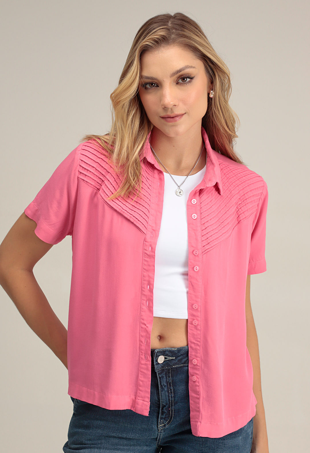 Blusa manga corta con alforzas