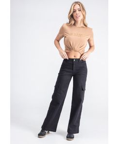 Pantalón cargo tiro alto bota recta