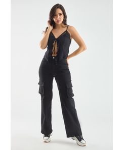 Pantalón cargo tiro alto