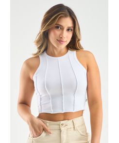 Camiseta manga sisa con filetes expuestos tipo crop