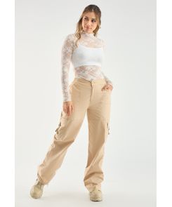 Pantalón cargo tiro alto