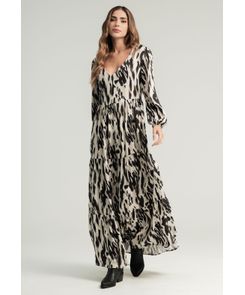 Vestido negro escote en V para mujeres
