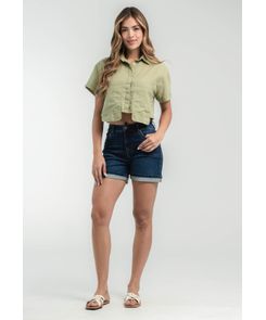 Bermuda oscura con bota doblada para mujeres