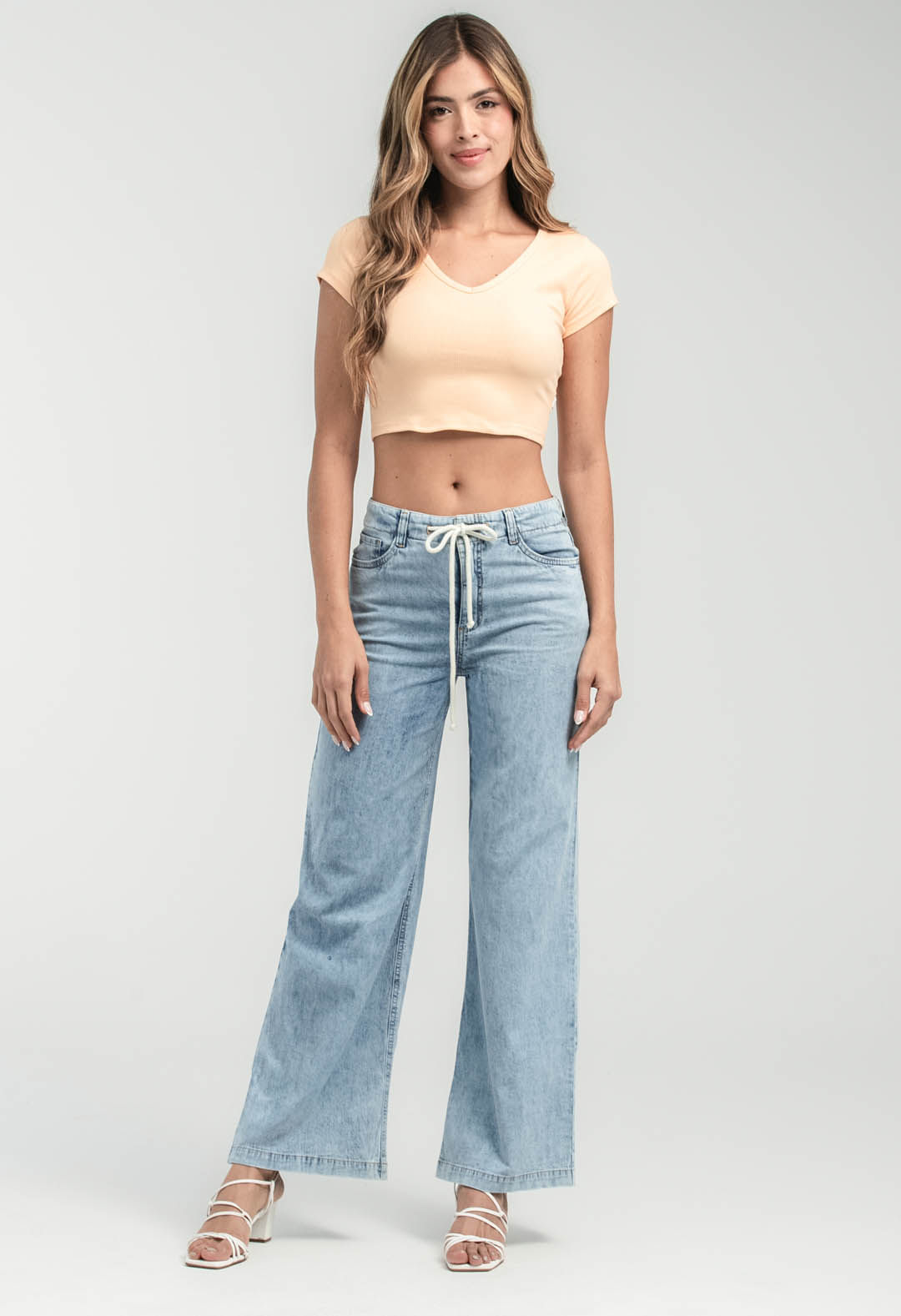 Jean retrojean claro con cordón para mujeres