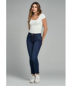 Jean levantacola detalle en bolsillo para mujeres