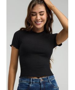 Camiseta negra manga con ruche para mujeres