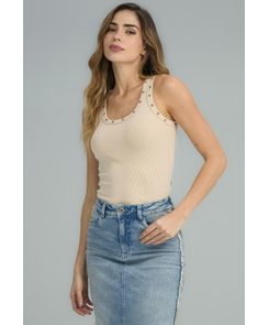 Camiseta arena con taches para mujeres